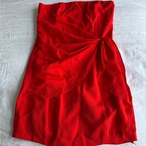 Super down Red Strapless Dress